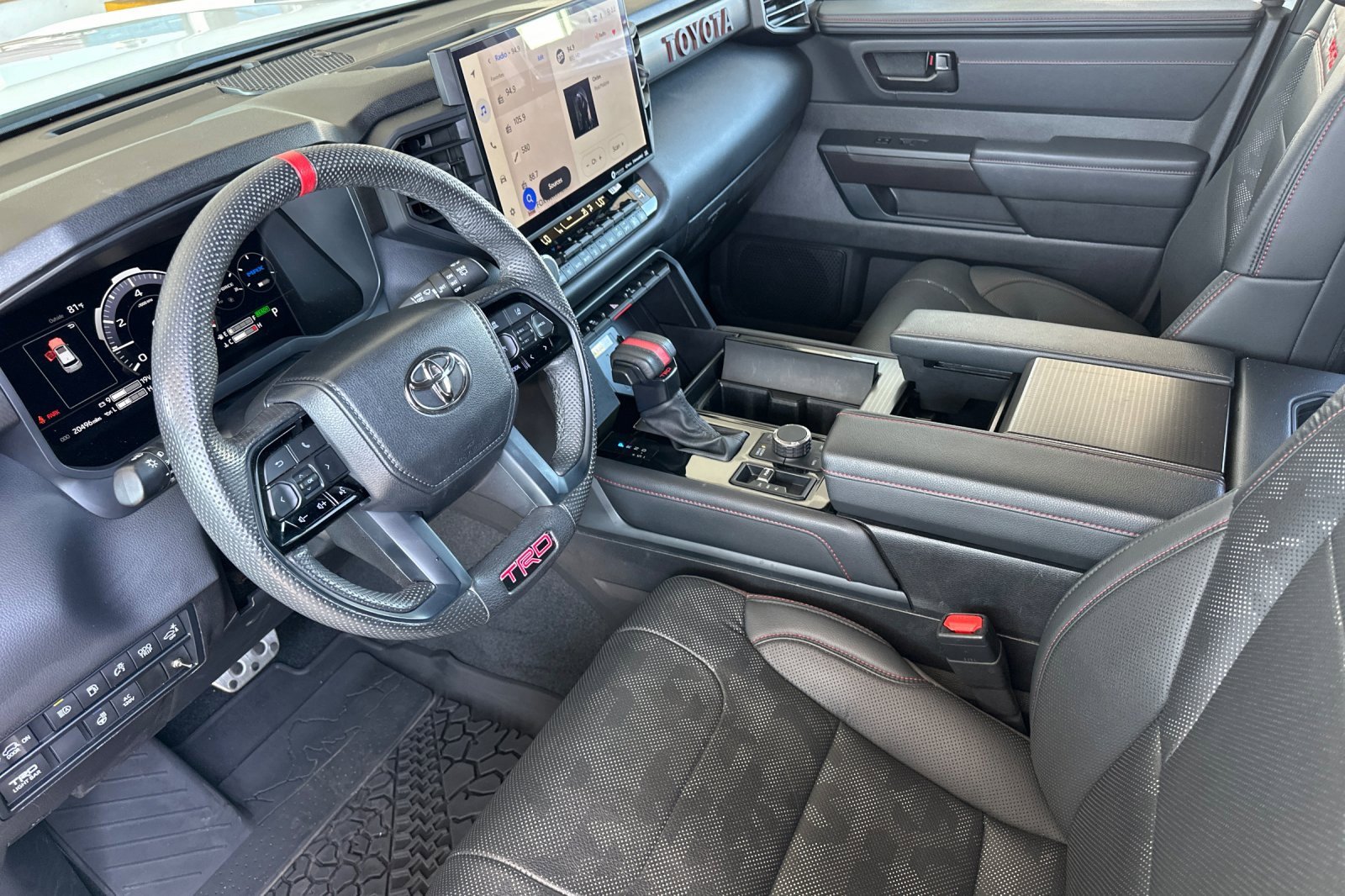 2024 Toyota Sequoia TRD Pro photo 9