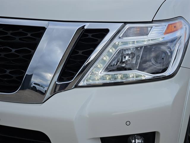 2019 Nissan Armada Platinum photo 2