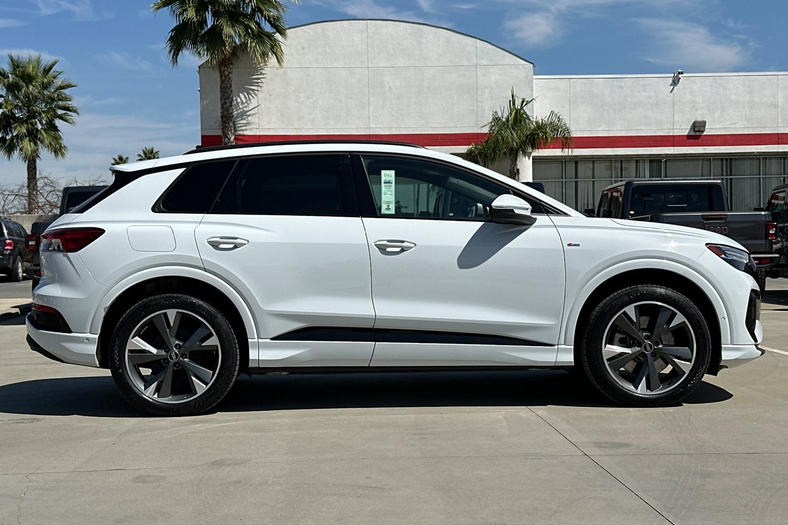 2023 Audi Q4 50 E-tron Prestige photo 6