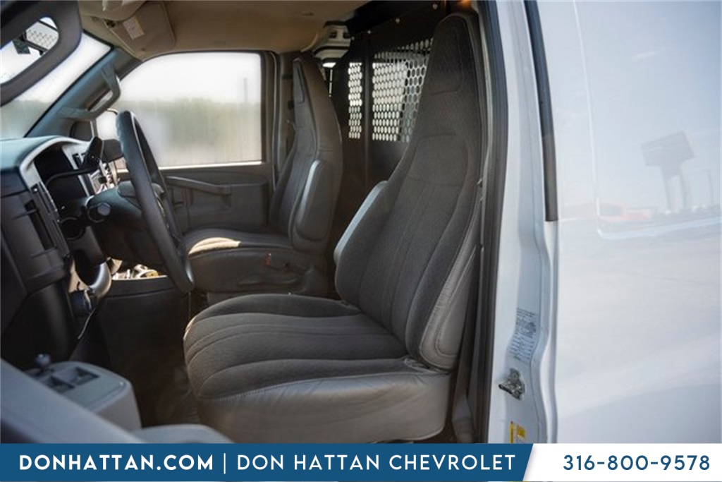 2023 Chevrolet Express 2500 Work Van photo 4