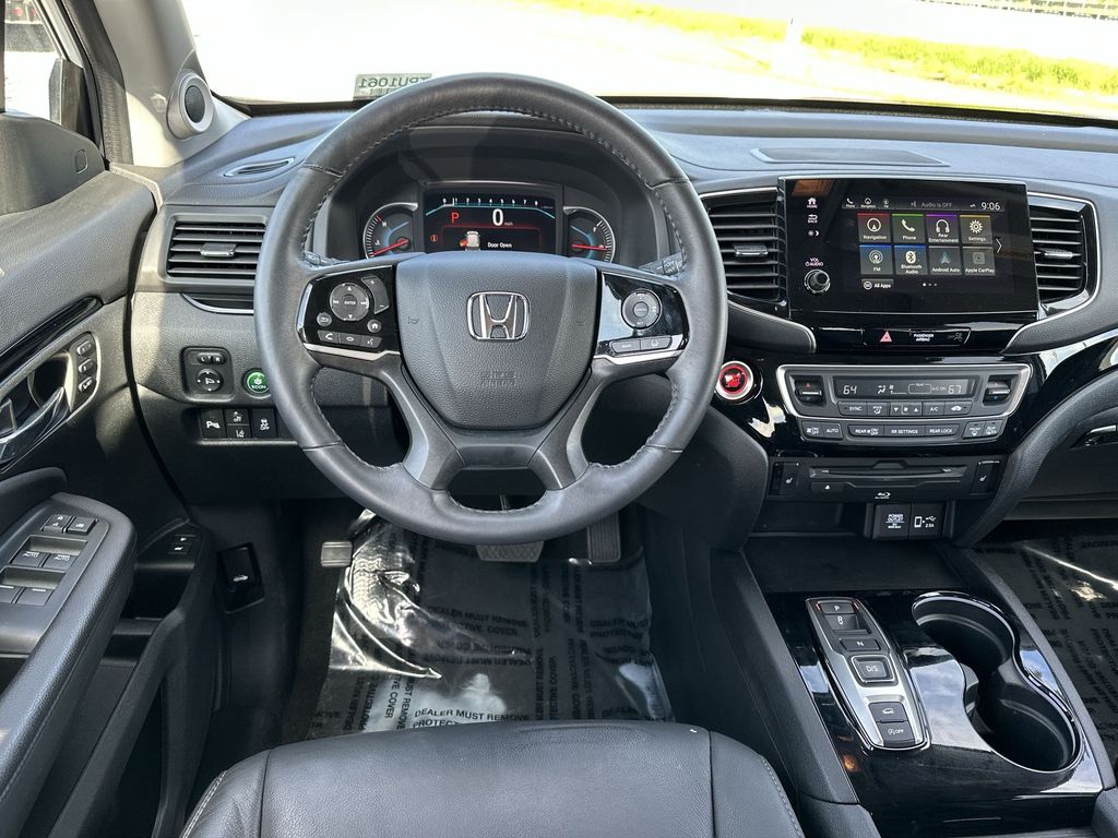 2022 Honda Pilot Touring photo 15