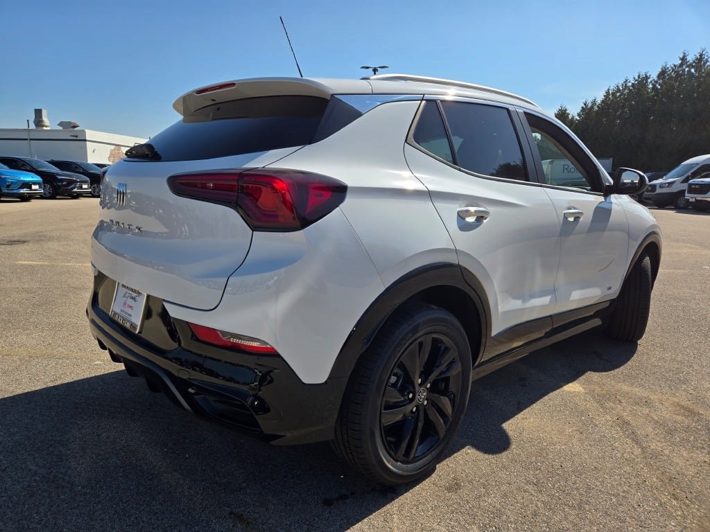 2026 Buick Encore GX Sport Touring photo 5