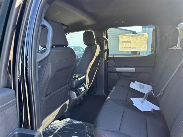 2025 Ford F-150 XLT photo 4