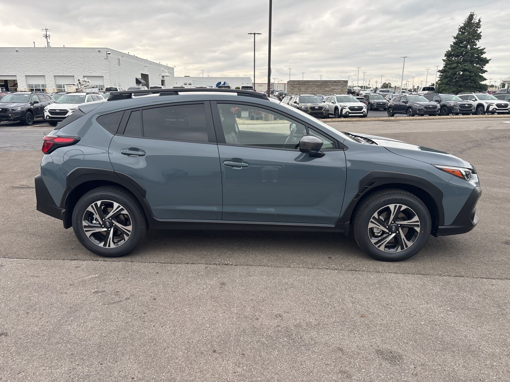 2025 Subaru Crosstrek Premium photo 2