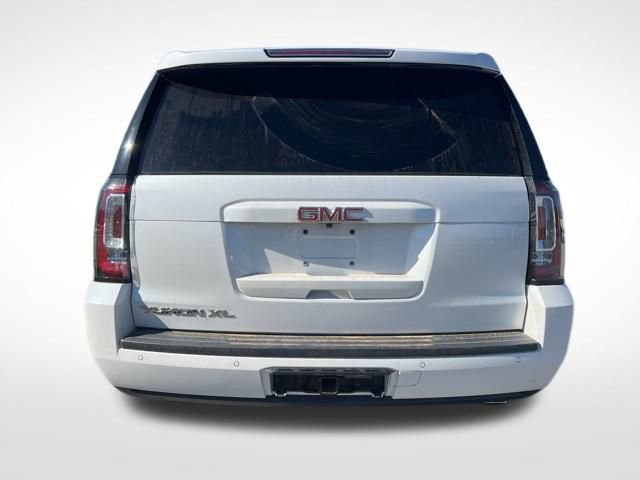 2017 Gmc Yukon XL SLT photo 3