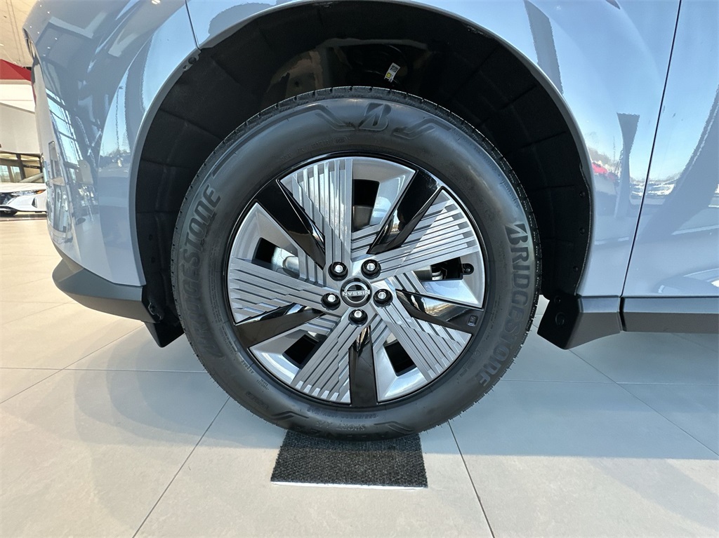 2025 Nissan Murano SL photo 2