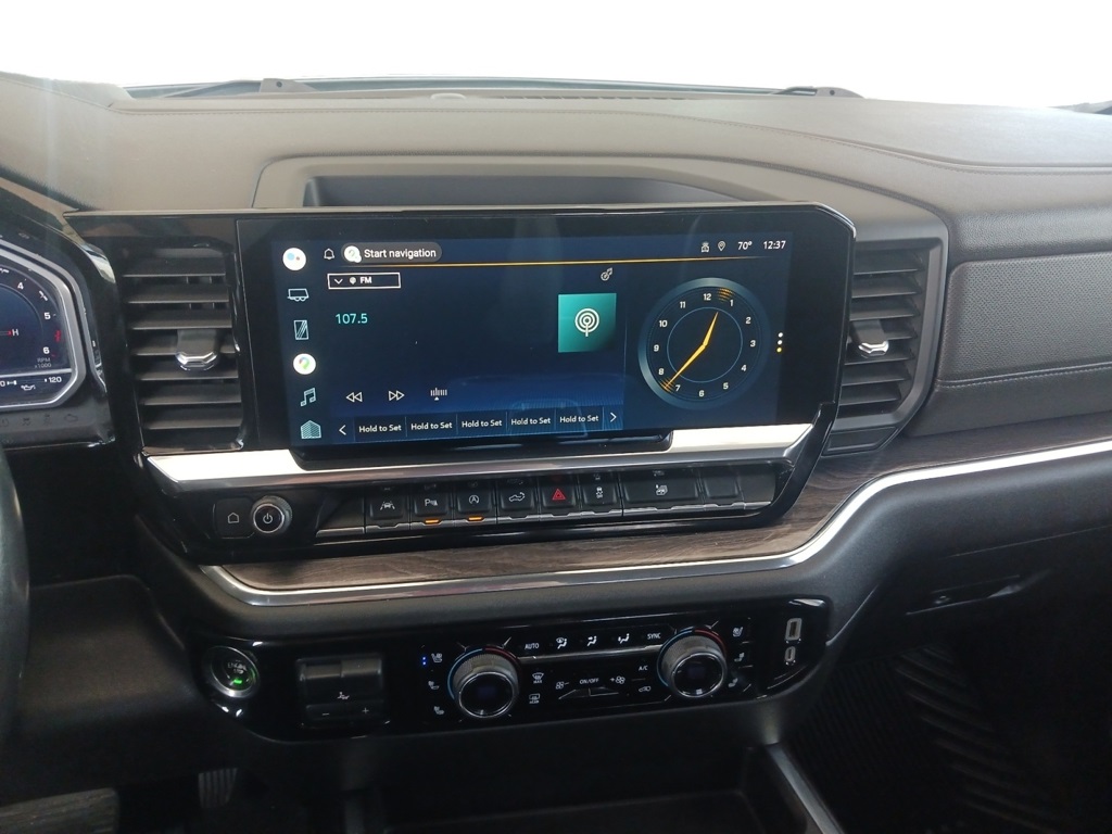 2022 Chevrolet Silverado 1500 LTZ photo 18