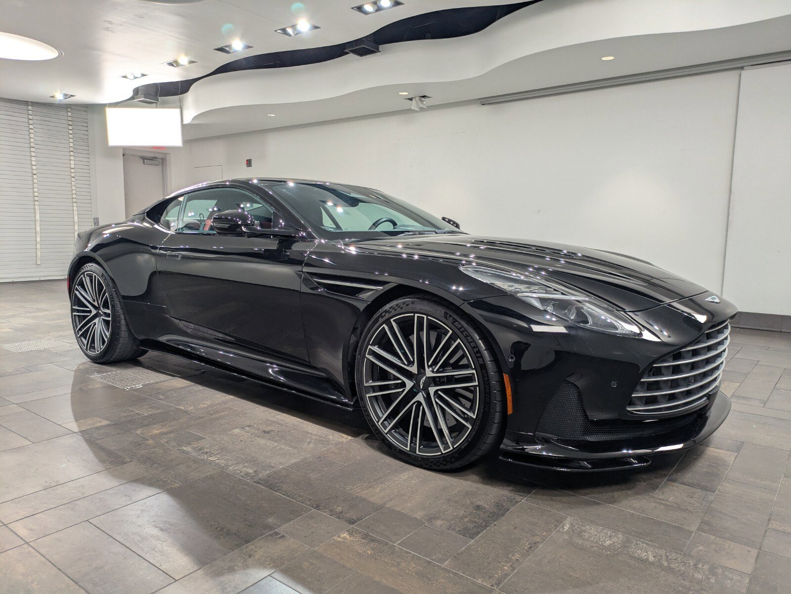 2024 Aston Martin DB12