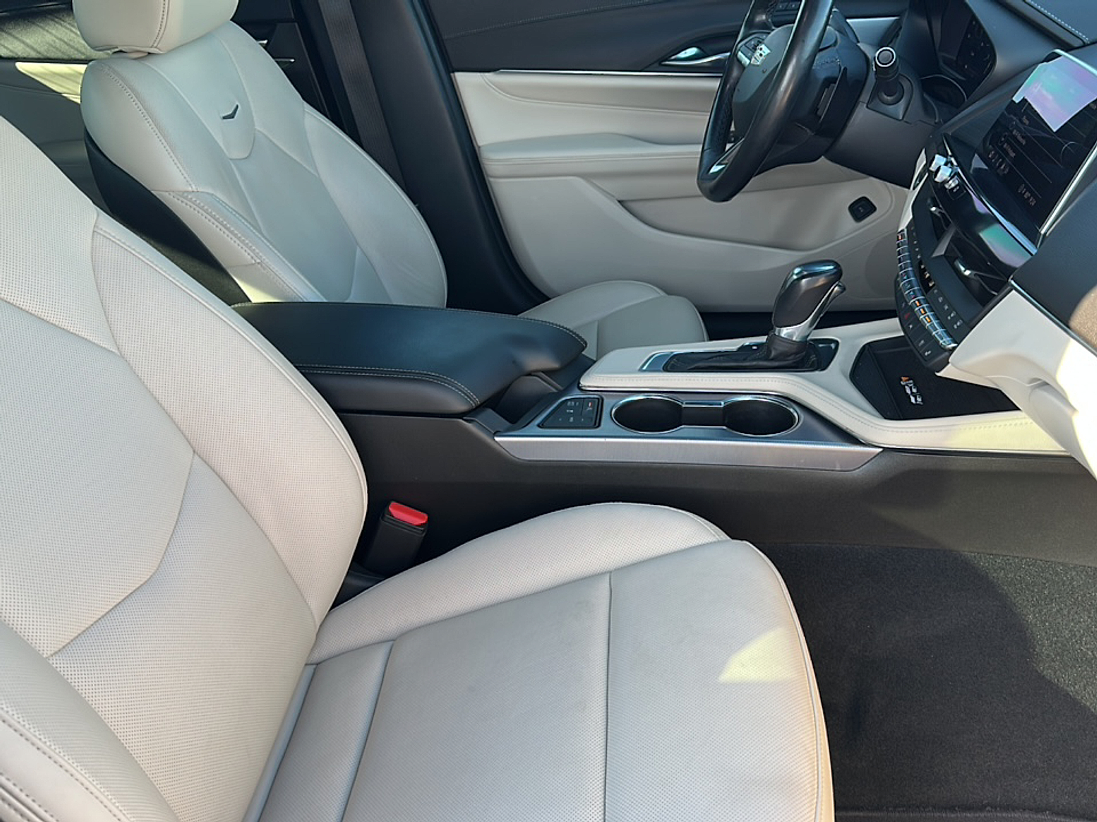 2022 Cadillac CT4 Premium Luxury photo 10