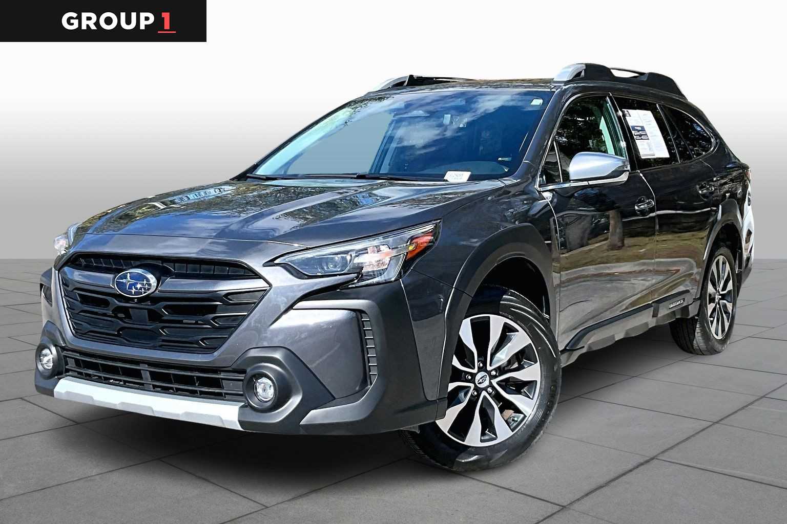 2023 Subaru Outback Touring's photo