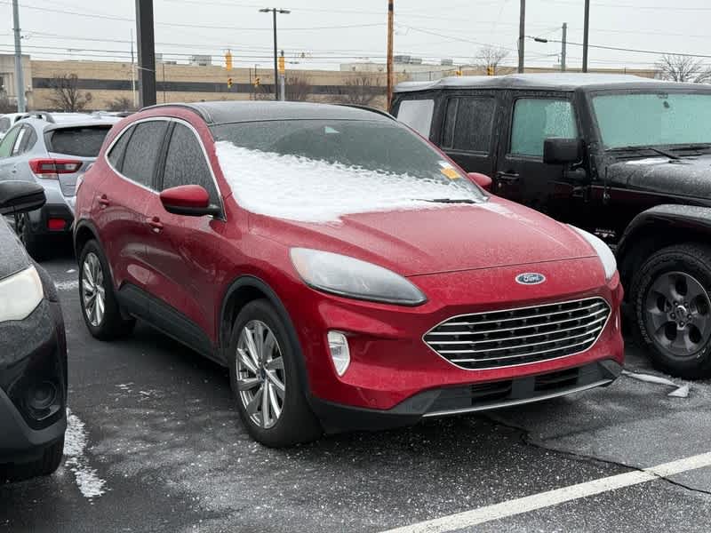 2021 Ford Escape Titanium's photo