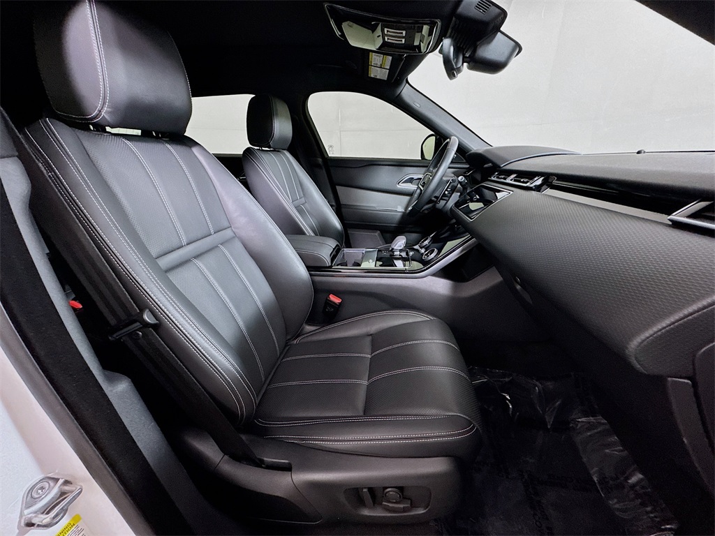 2023 Land Rover Range Rover Velar S photo 9