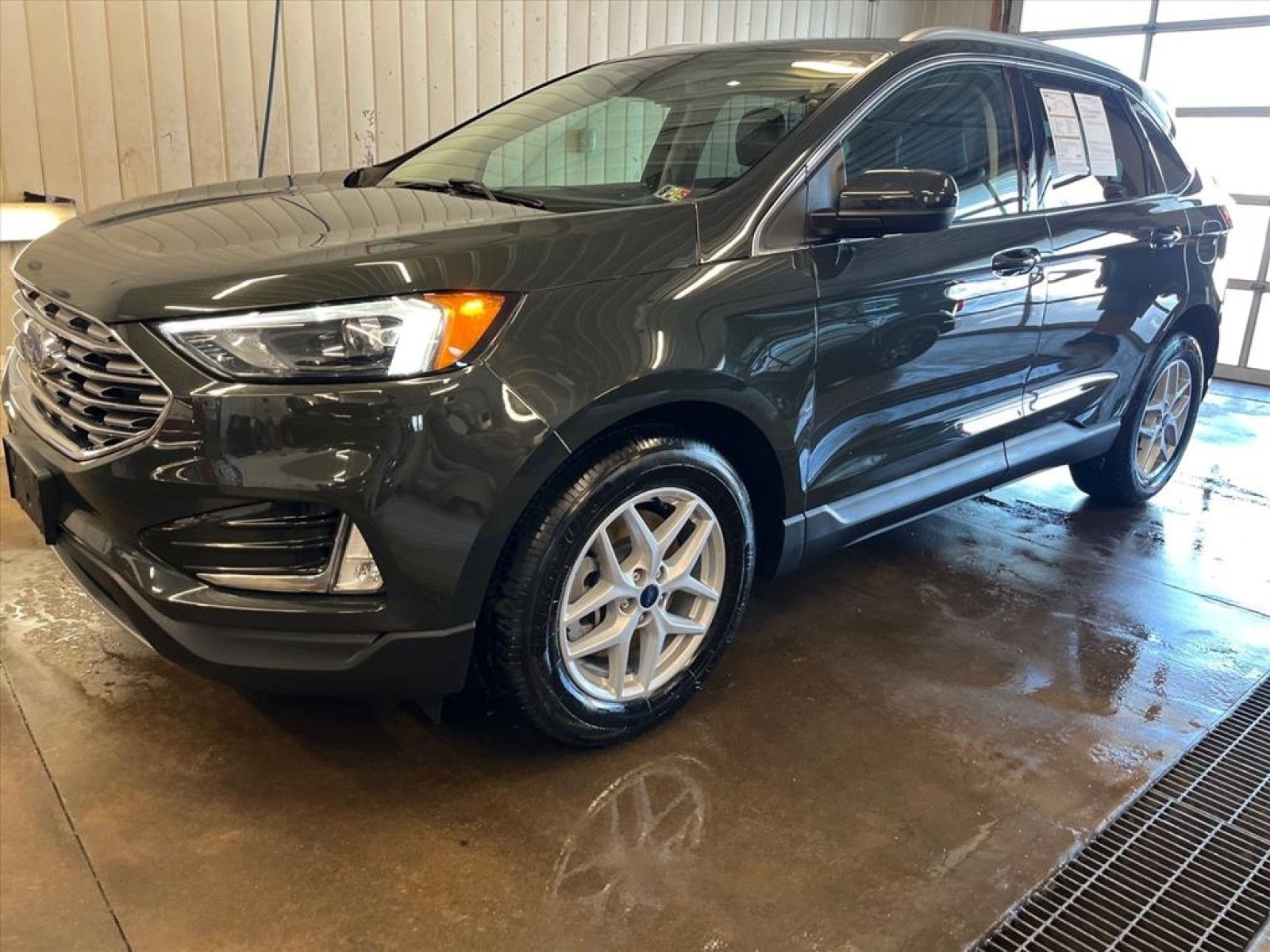 2022 Ford Edge