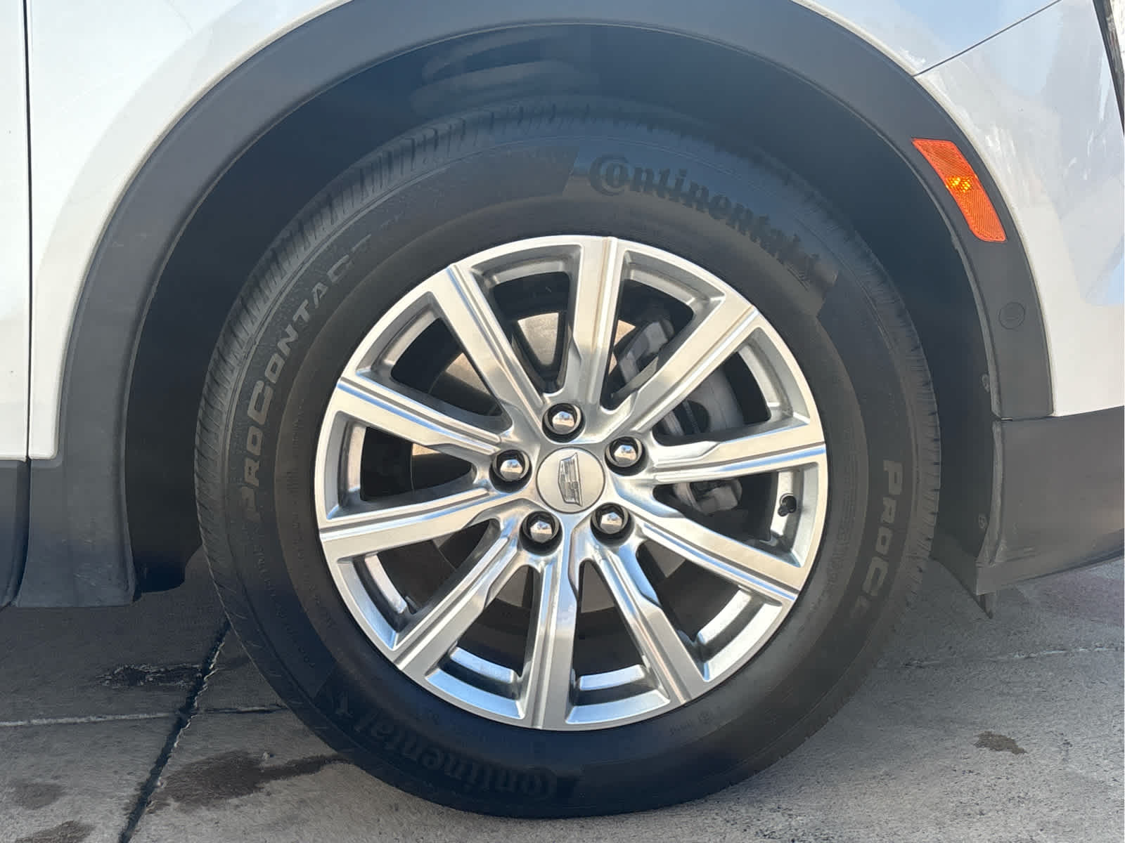 2023 Cadillac XT4 Premium Luxury photo 7