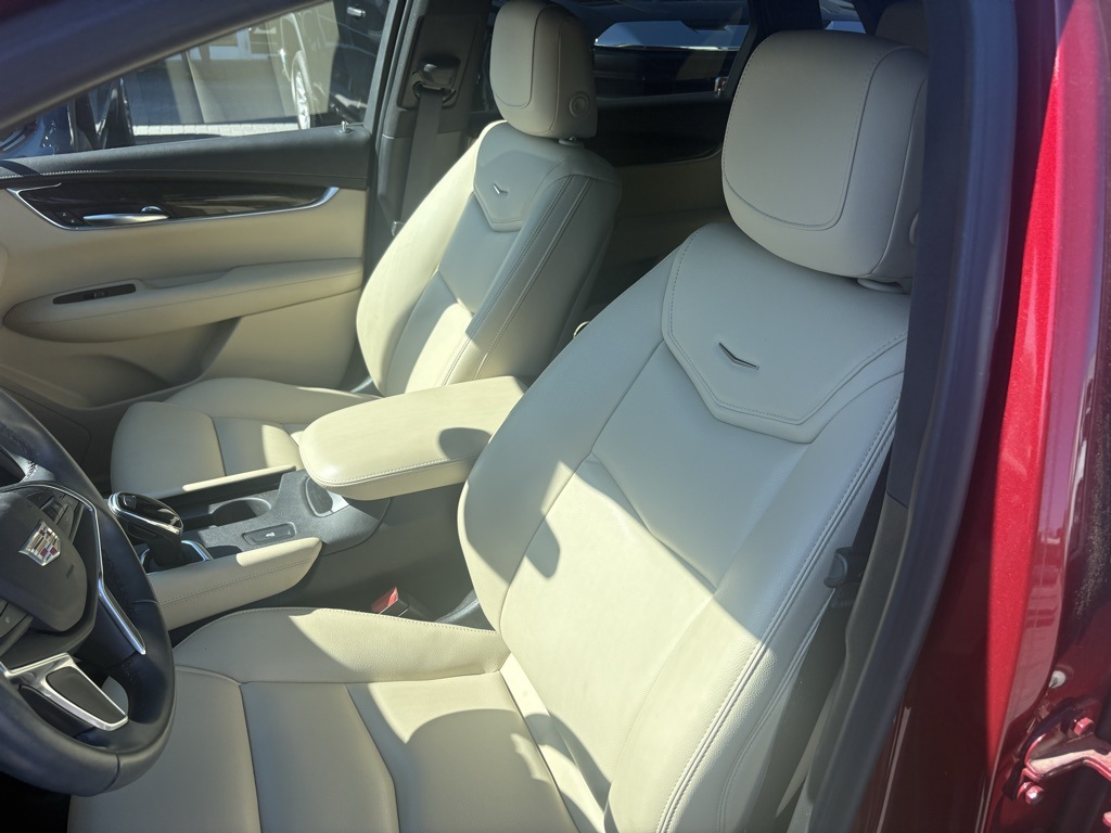 2018 Cadillac XT5 Base photo 12