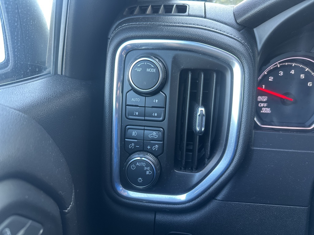 2020 Chevrolet Silverado 1500 LT Trail Boss photo 9