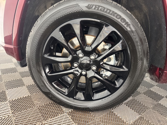 2021 Jeep Grand Cherokee Laredo X photo 27
