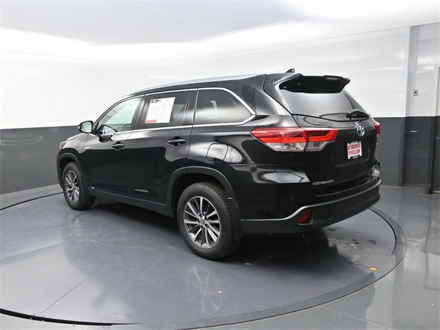 2019 Toyota Highlander Hybrid XLE photo 2