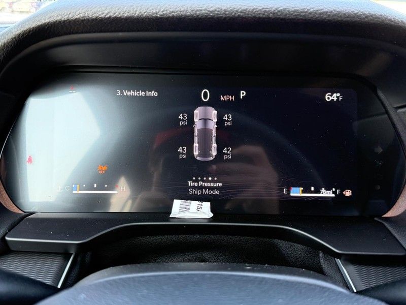 2025 Jeep Grand Cherokee Laredo X photo 13