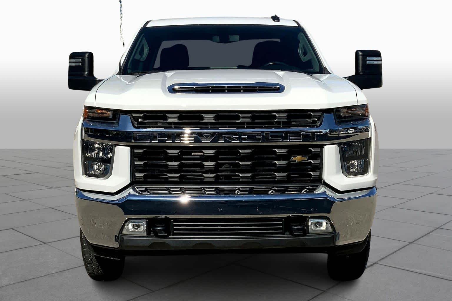 2021 Chevrolet Silverado 3500HD LT photo 3