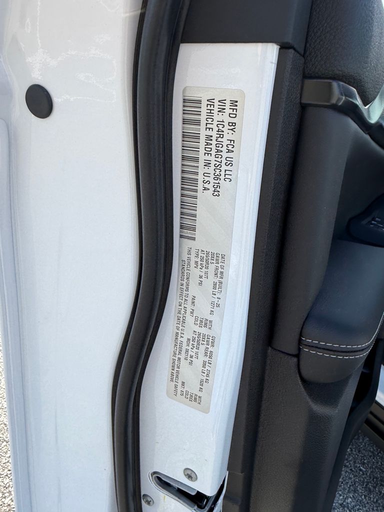 2025 Jeep Grand Cherokee Altitude photo 26