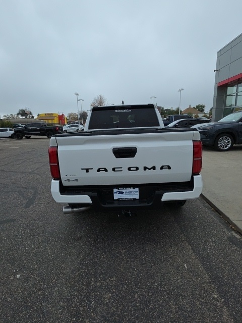 2025 Toyota Tacoma SR5 4x4 photo 2