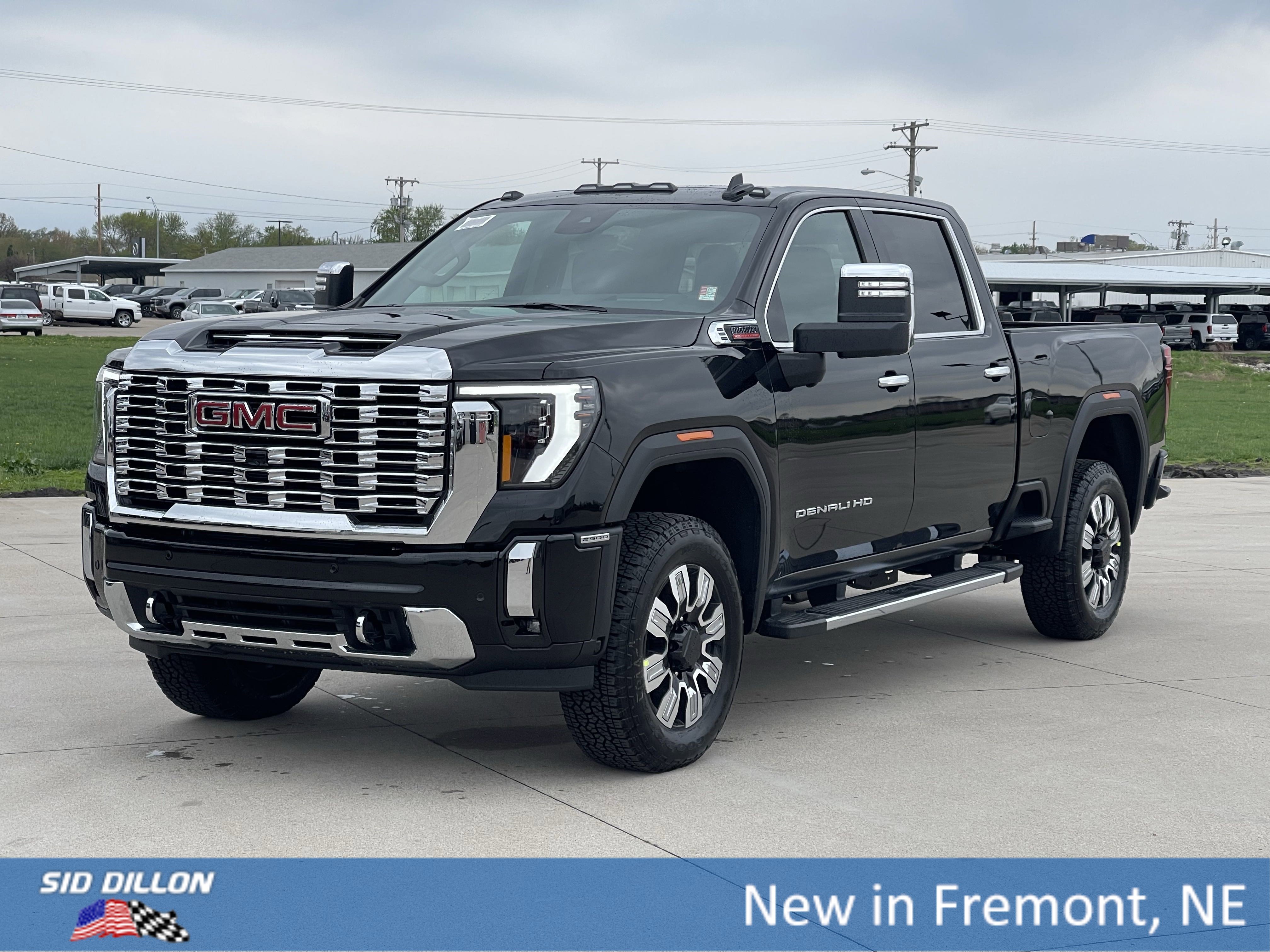 2025 GMC Sierra 2500HD Denali's photo