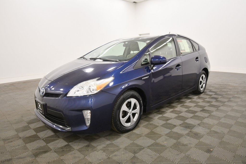 Used 2014 Toyota Prius Two with VIN JTDKN3DU0E1777529 for sale in Rochester, Minnesota