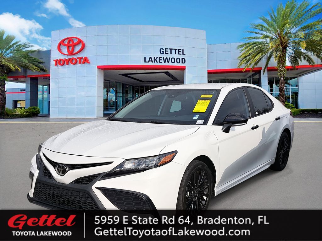 2022 Toyota Camry SE Nightshade