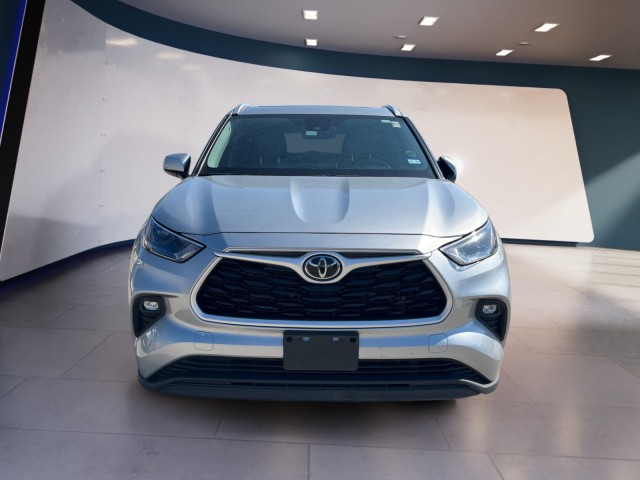 2022 Toyota Highlander XLE photo 6