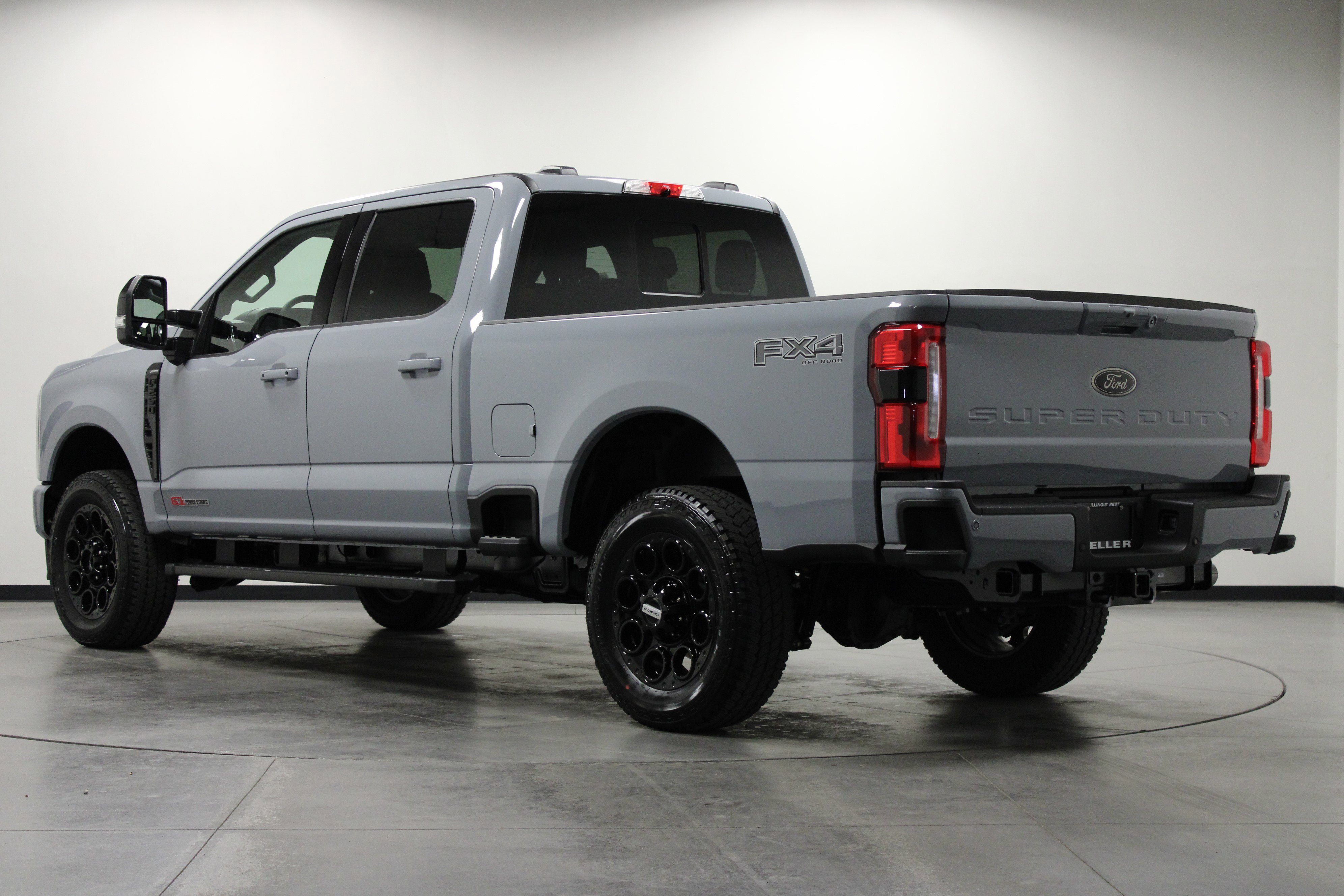 2025 Ford F-250 Lariat photo 5