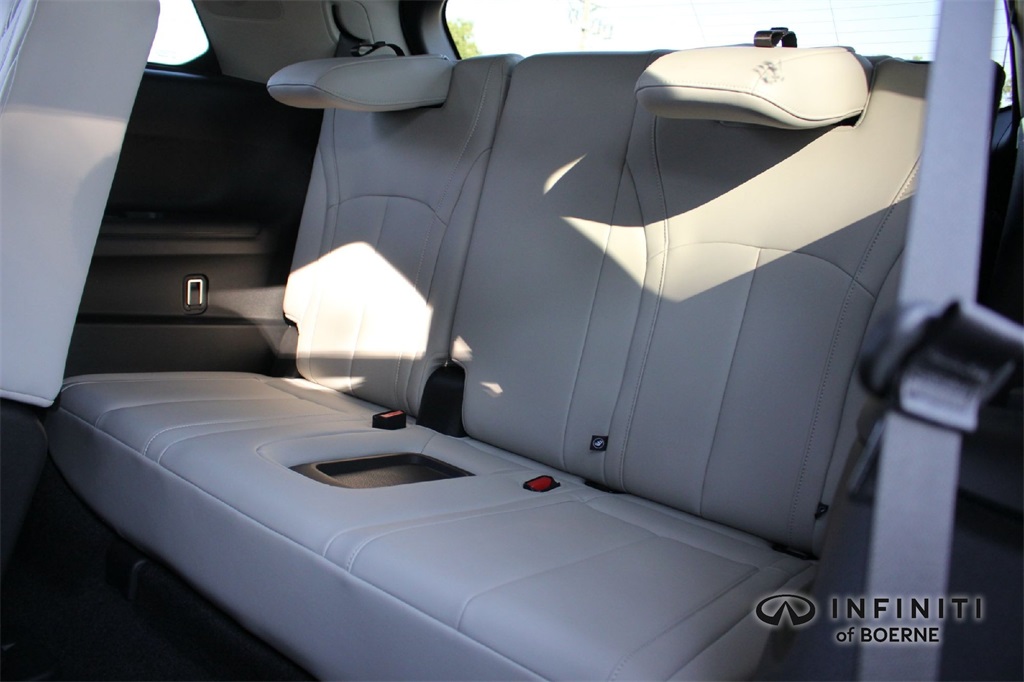 2026 Infiniti QX60 Luxe AWD photo 19