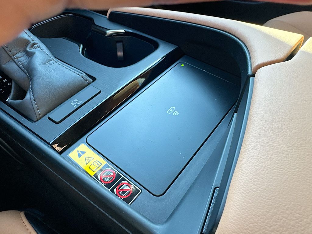 2025 Lexus ES 350 photo 28