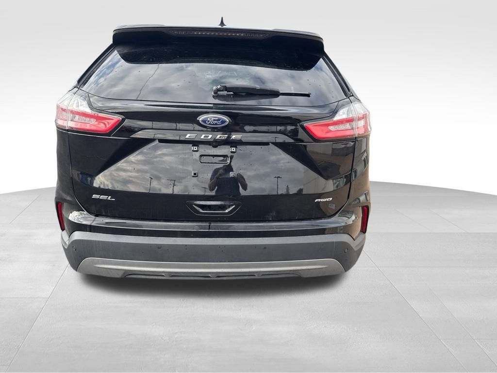 2024 Ford Edge SEL photo 11