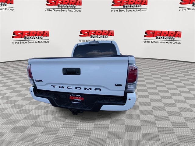 2023 Toyota Tacoma SR5 photo 8