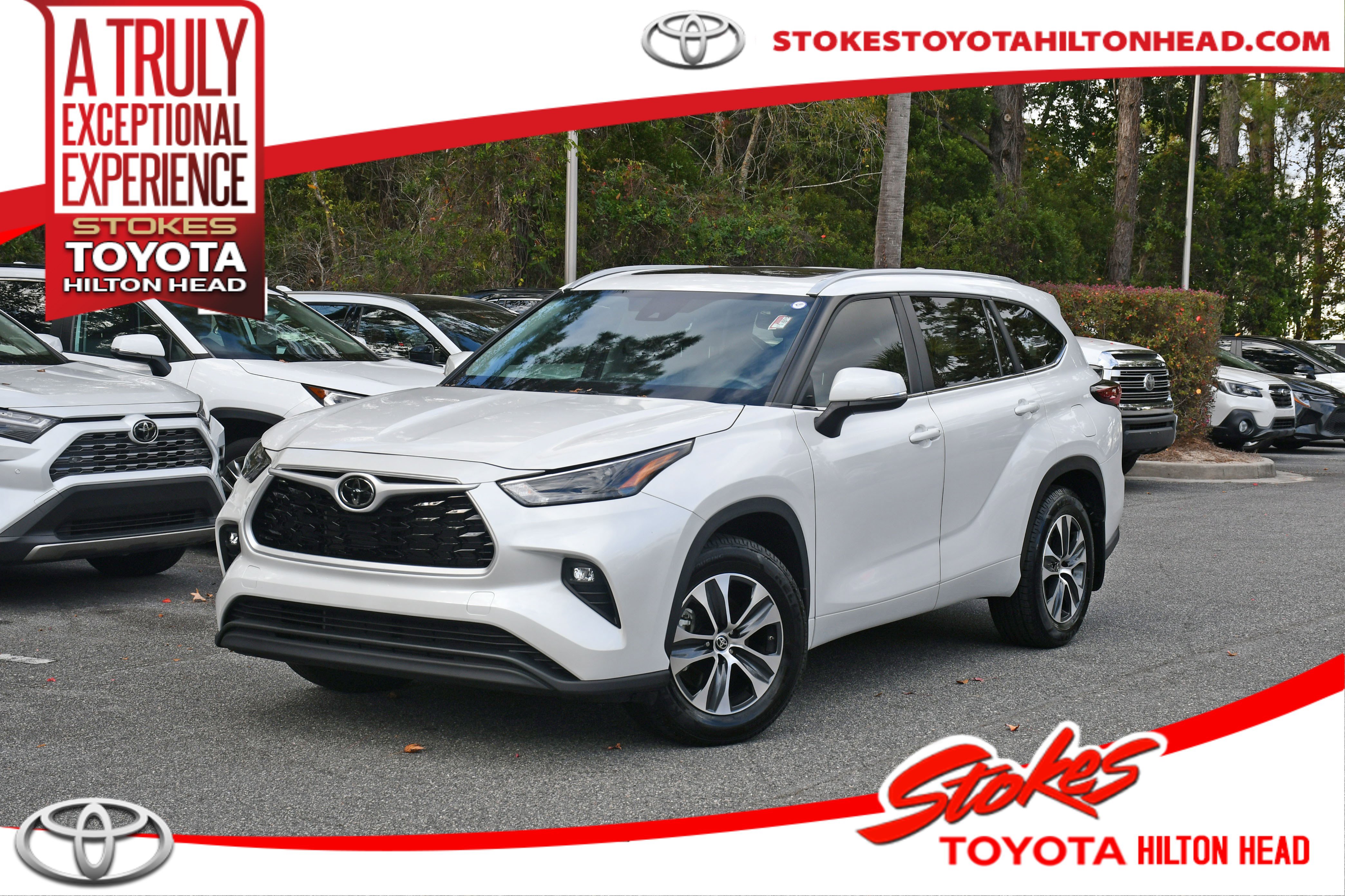 2024 Toyota Highlander XLE's photo