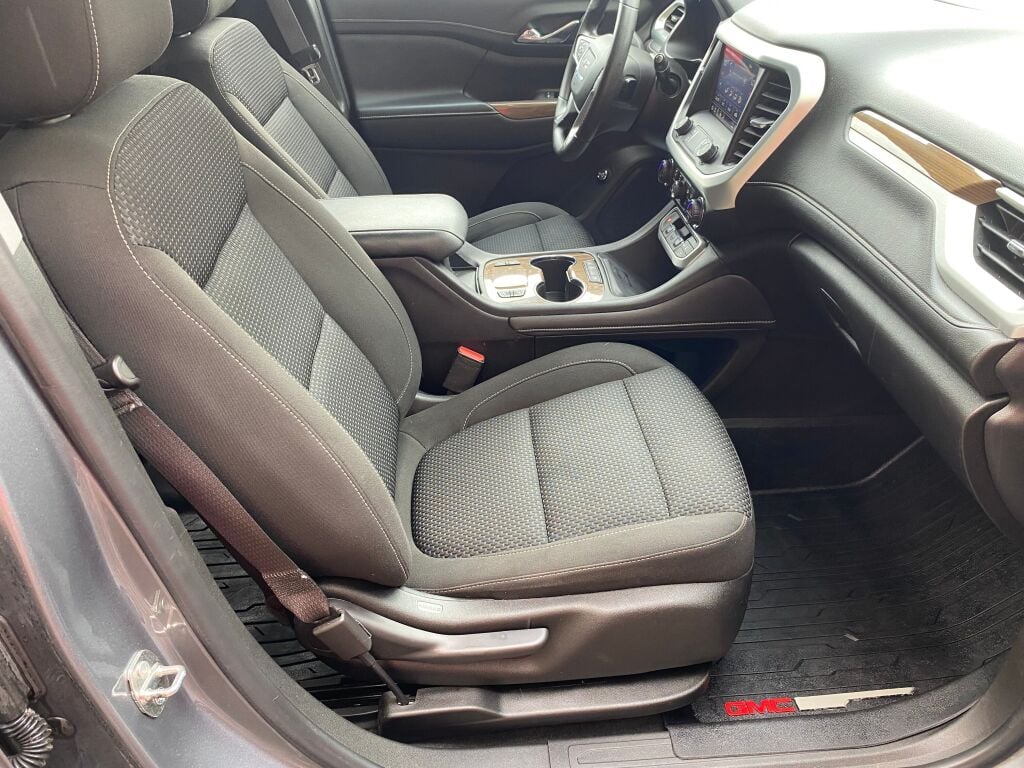 2021 Gmc Acadia SLE photo 21