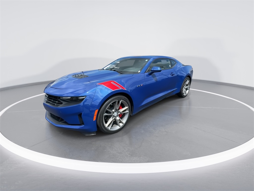 2021 Chevrolet Camaro LT1 photo 4