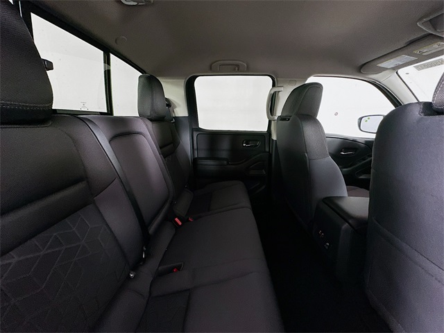 2025 Nissan Frontier SV photo 23