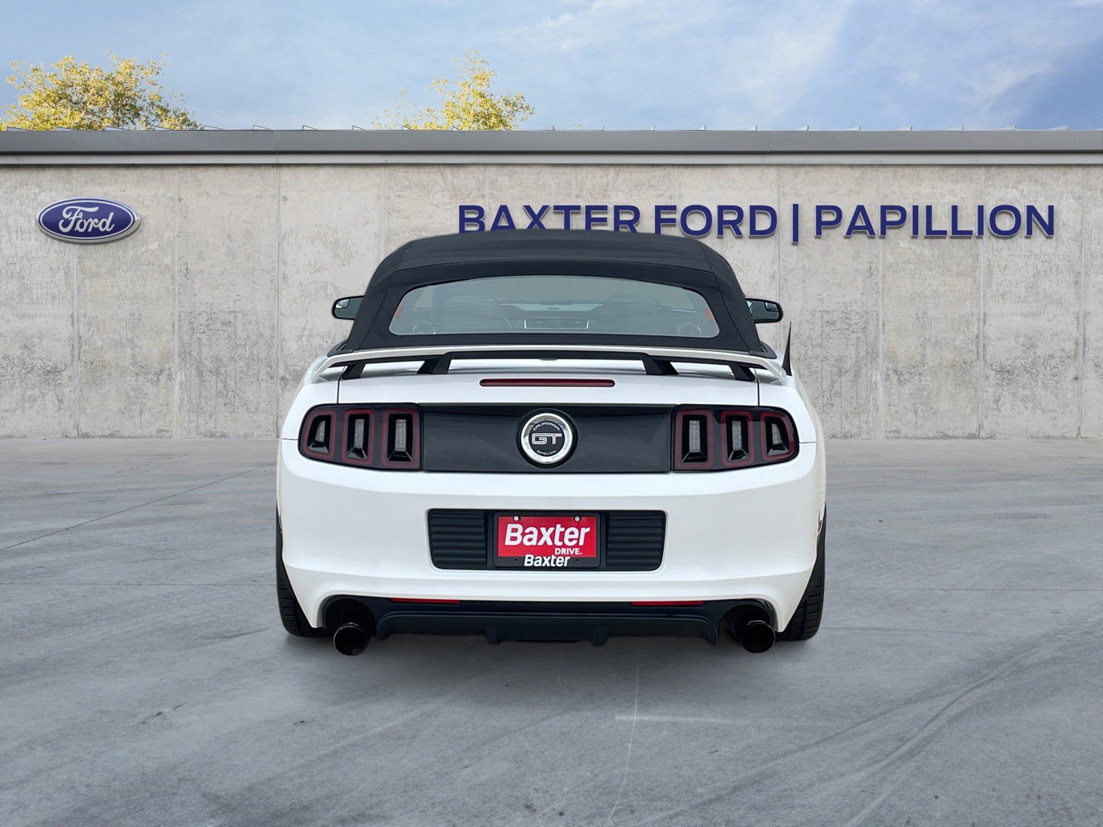 2014 Ford Mustang GT Premium California Special photo 4