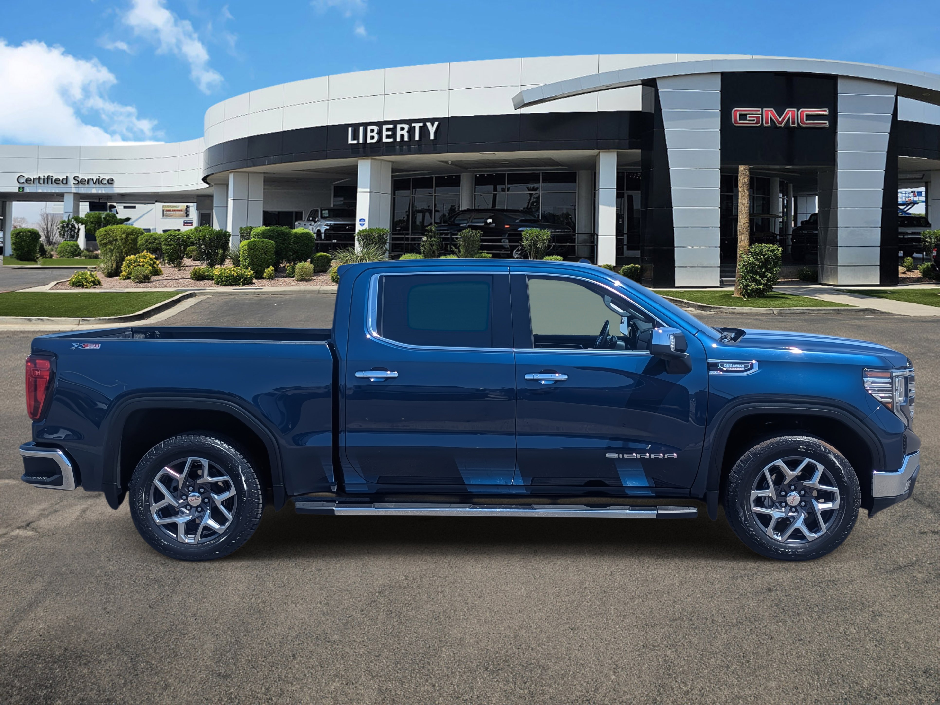 2023 Gmc Sierra 1500 SLT photo 2