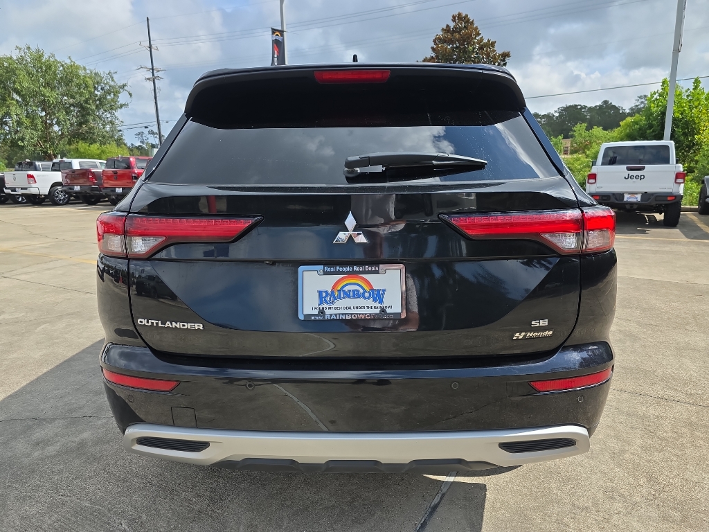 2023 Mitsubishi Outlander SE photo 6