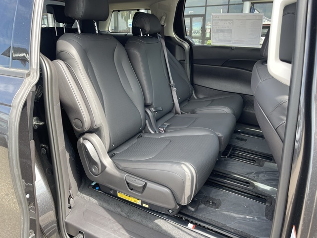 2026 Kia Carnival SX Prestige photo 18