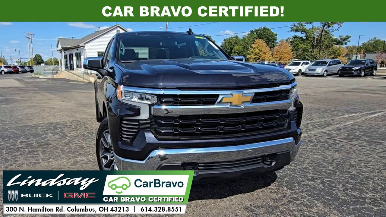 2022 Chevrolet Silverado 1500 LT photo 2