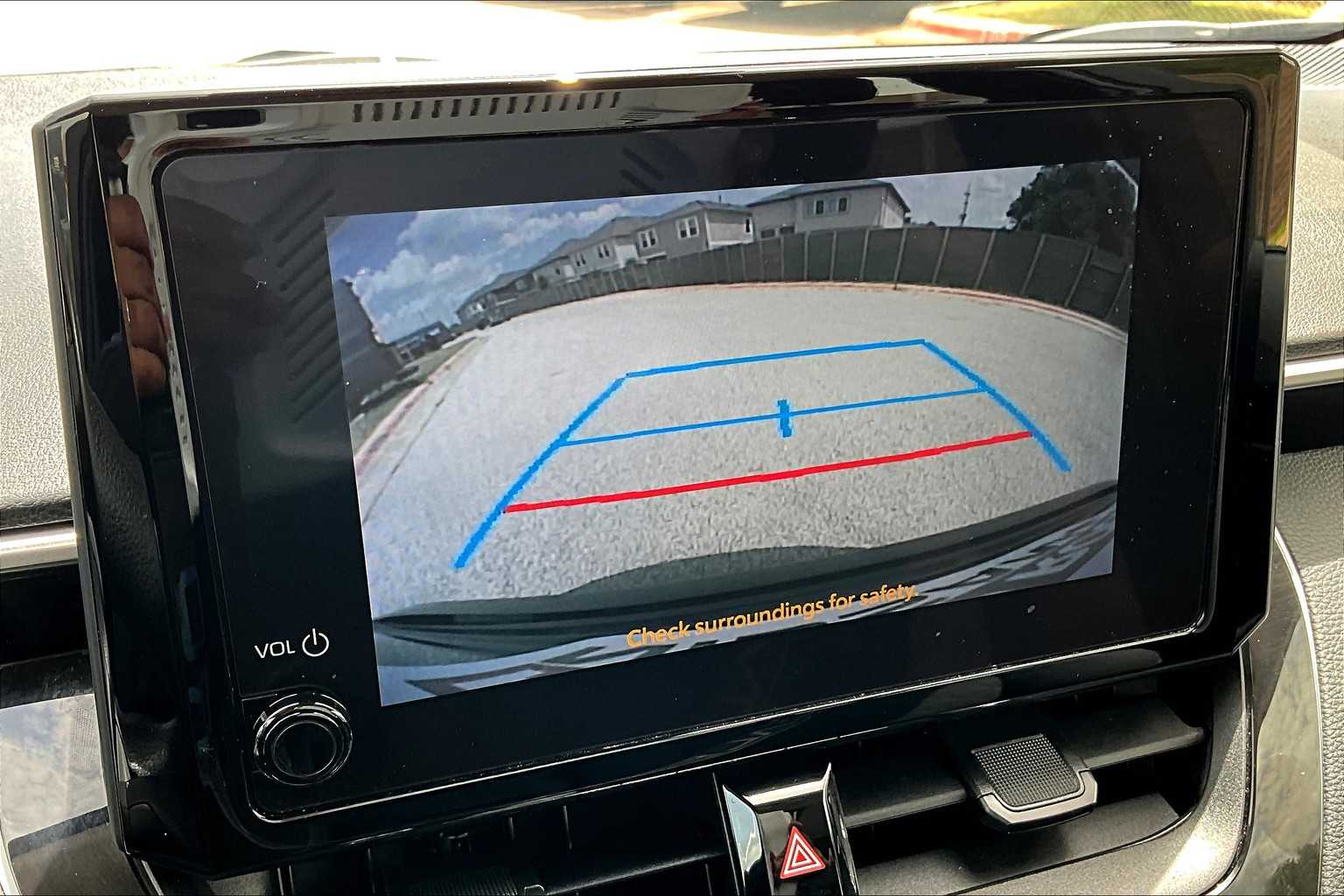 2023 Toyota Corolla LE photo 21