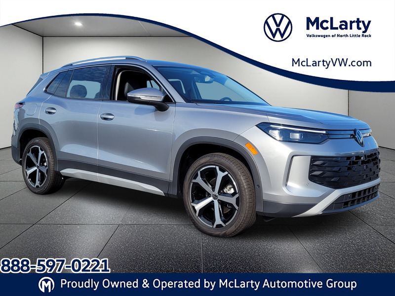 2025 Volkswagen Tiguan SE's photo