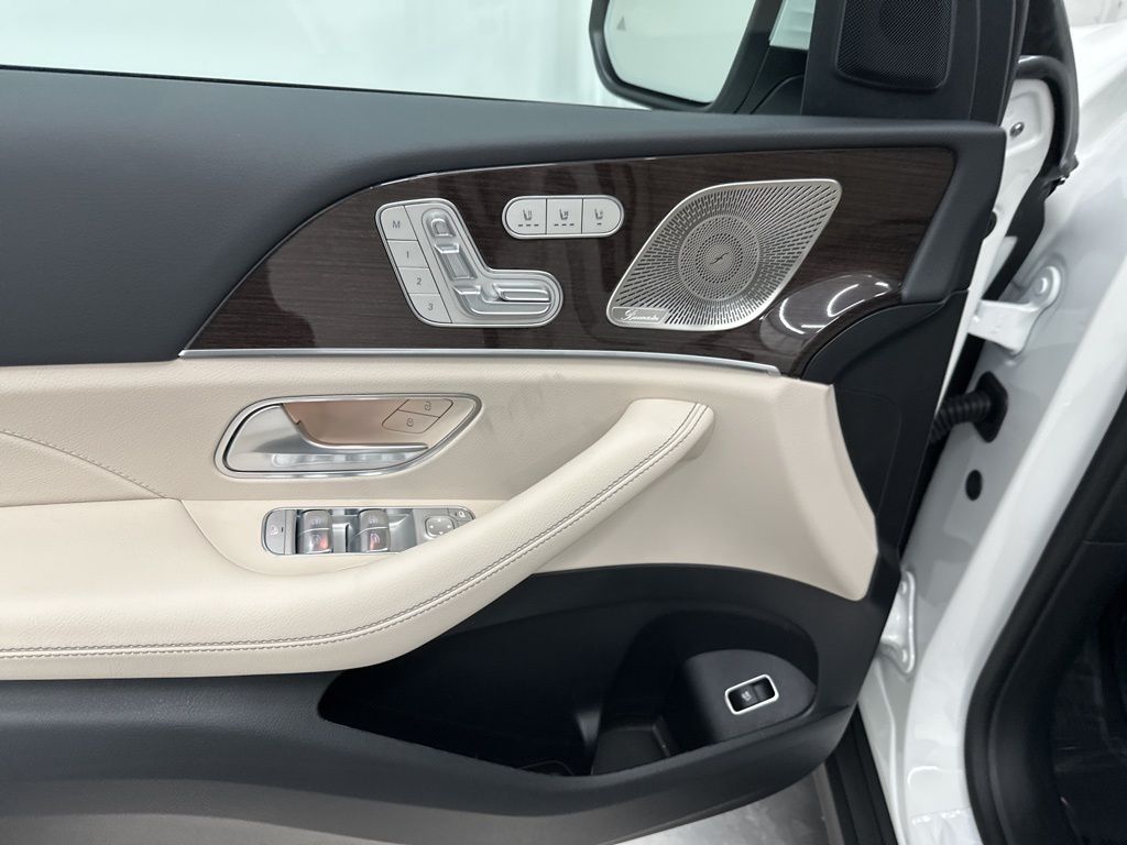 2026 Mercedes Benz GLE 350 4MATIC photo 8