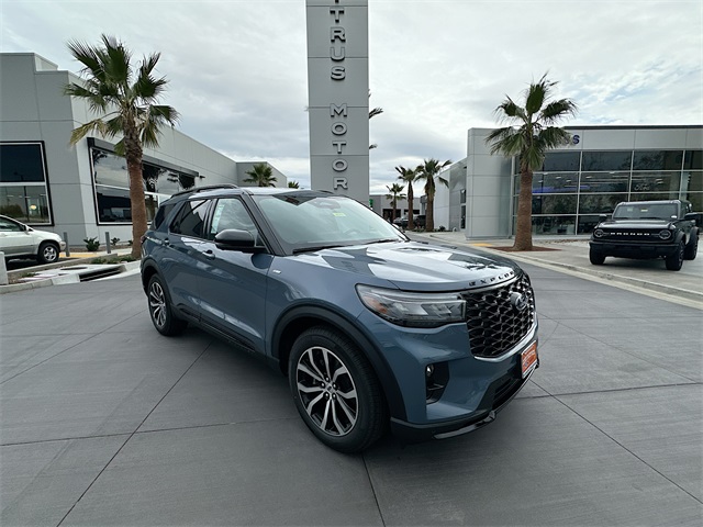 2026 Ford Explorer ST Line's photo