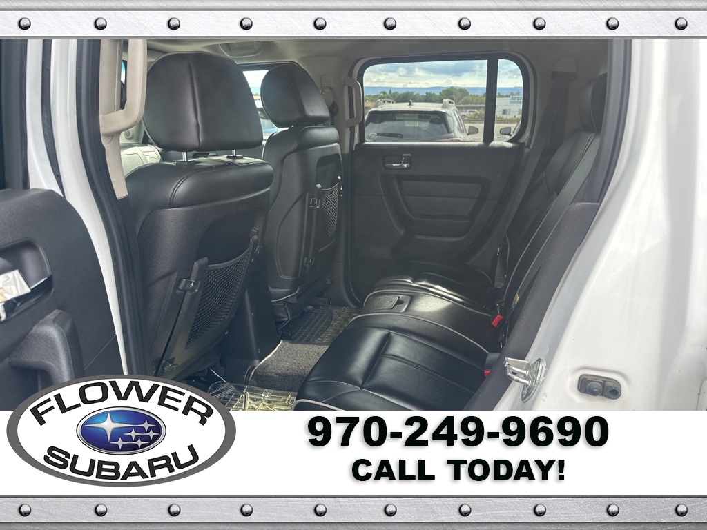 2006 Hummer H3 Luxury photo 16