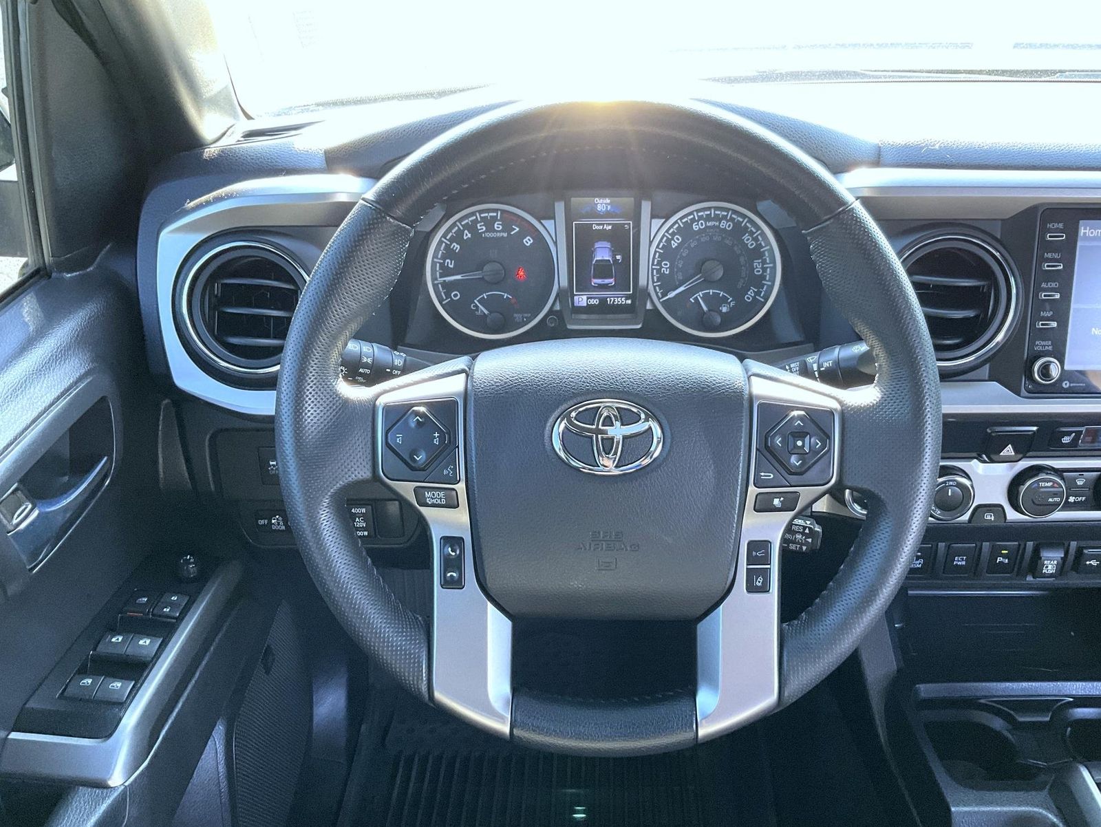 2023 Toyota Tacoma Limited photo 9